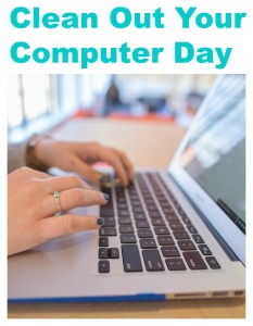 Clean Out Your Computer Day - Digital Scrapbooking HQ